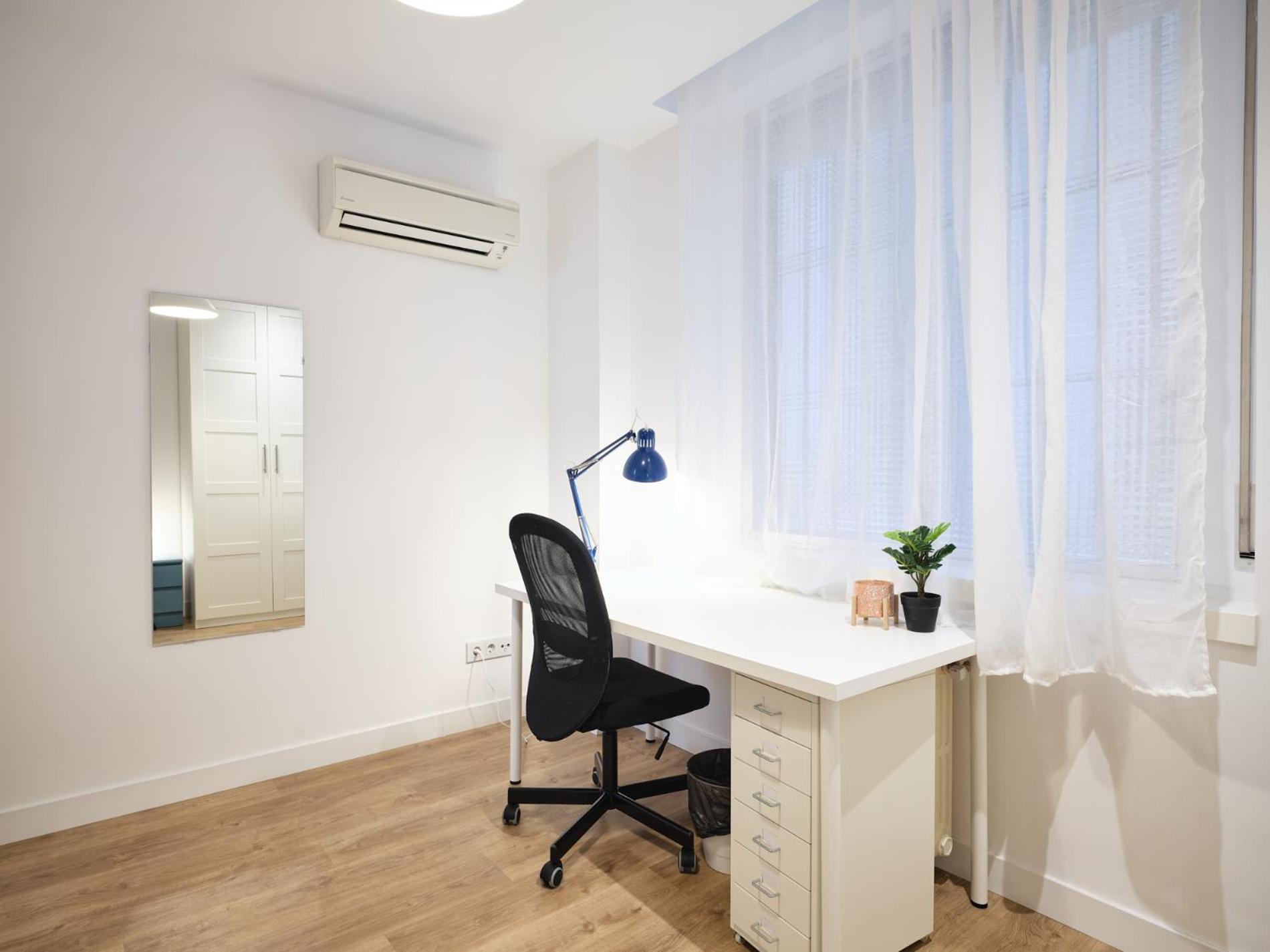 My City Home - Student Rooms In Moncloa マドリード エクステリア 写真